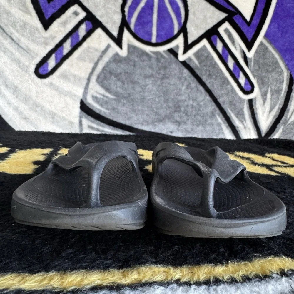 Size 7 - OOFOS Original Womens Recovery Black Thong Flip Flop Sandals Shoes